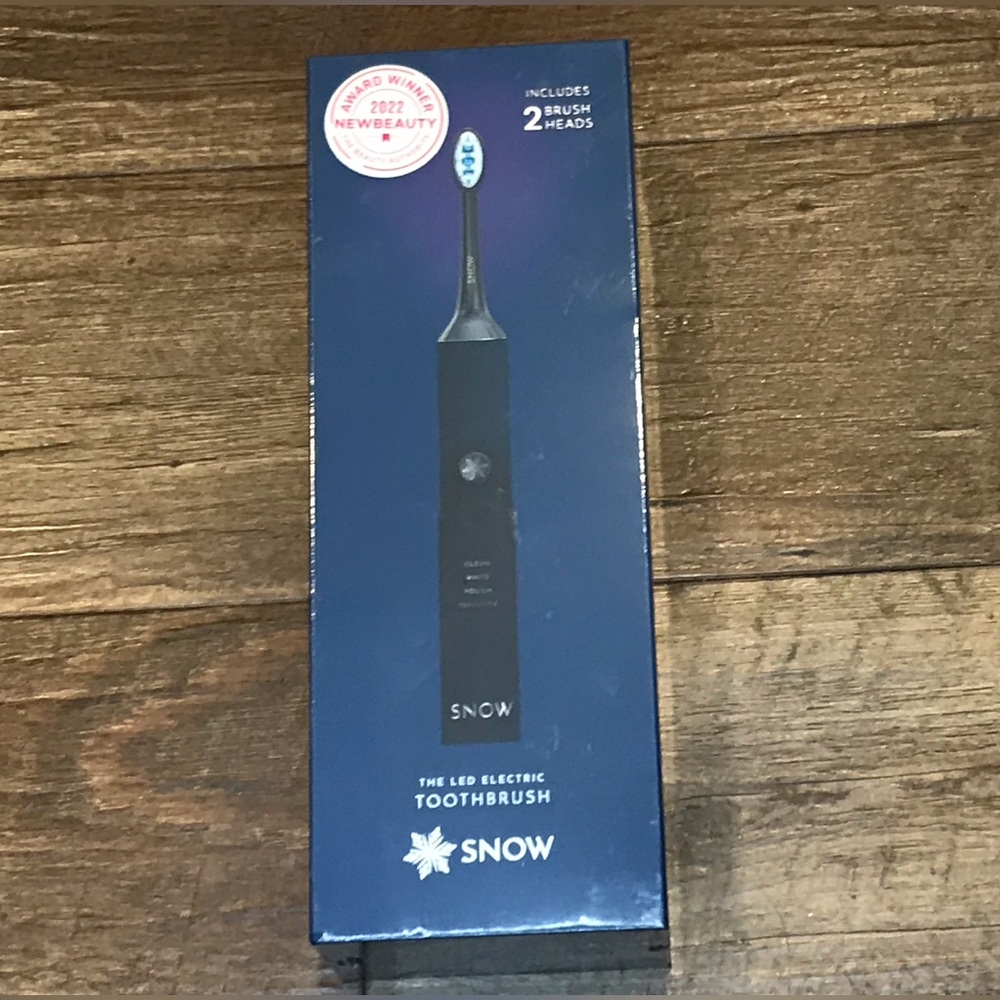 Snow LED electric toothbrush color: polar blue